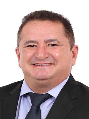 PROFESSOR REGINALDO VERAS